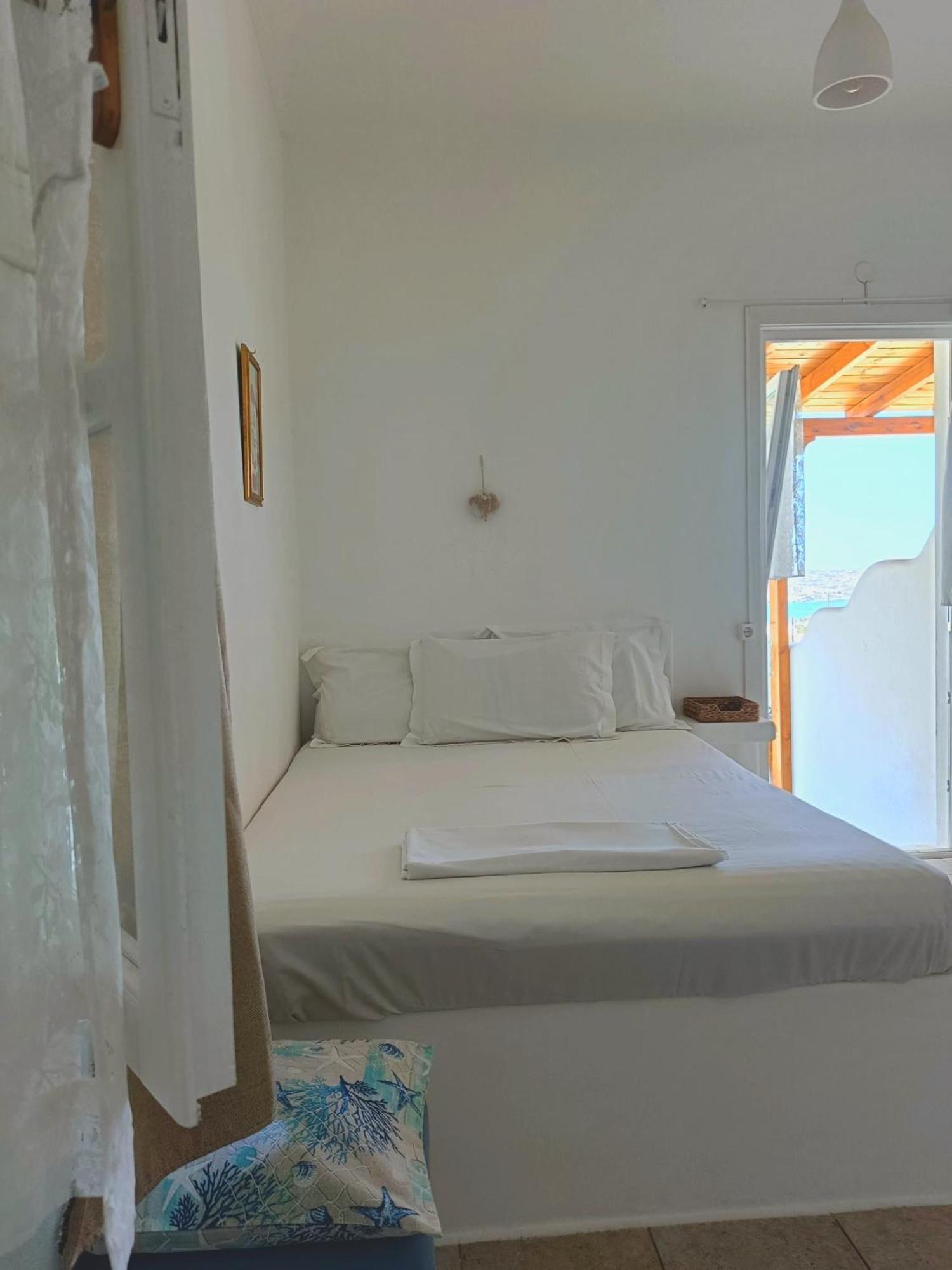 Georgia Rooms Milos Plaka  Exterior photo