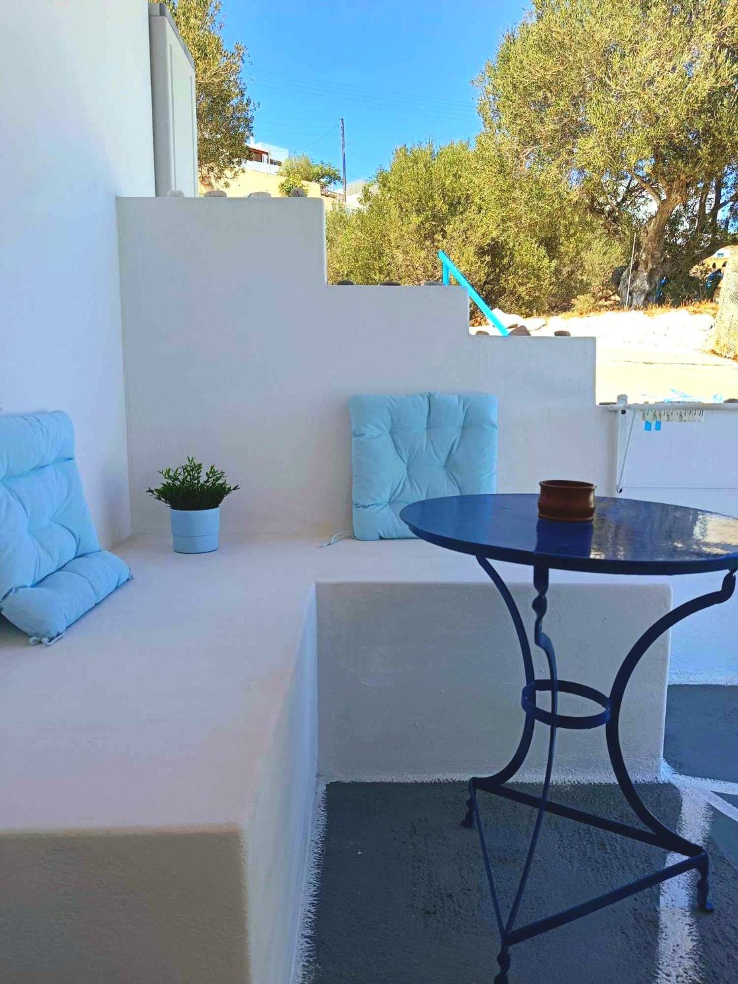 Georgia Rooms Milos Plaka  Exterior photo