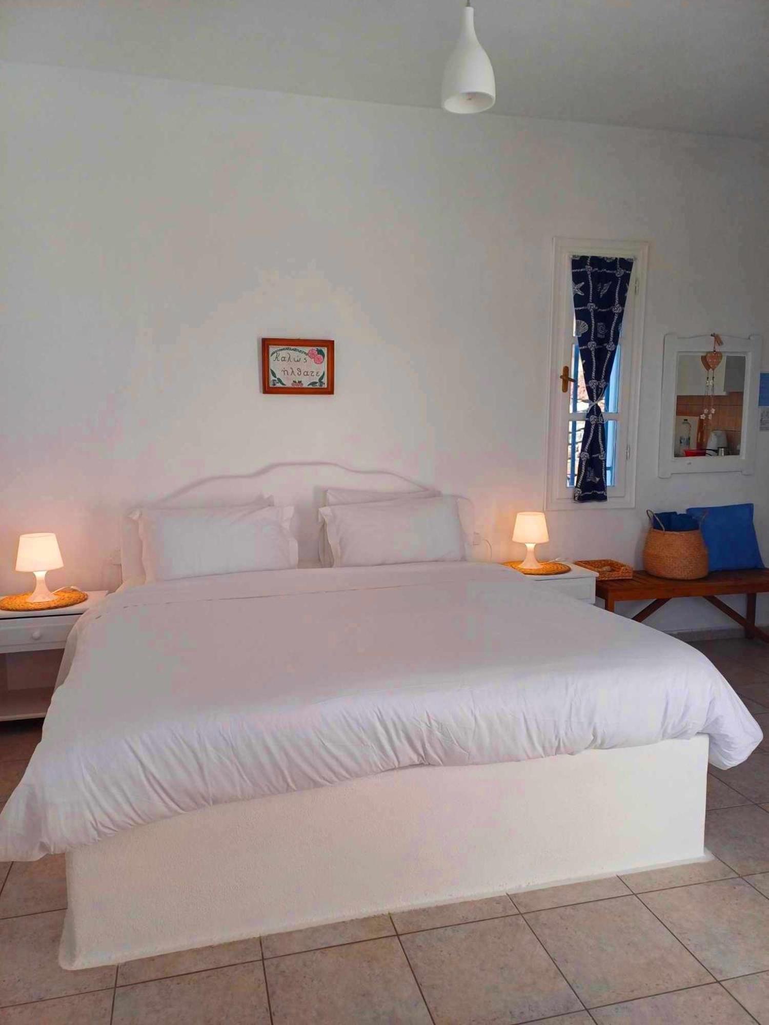 Georgia Rooms Milos Plaka  Exterior photo