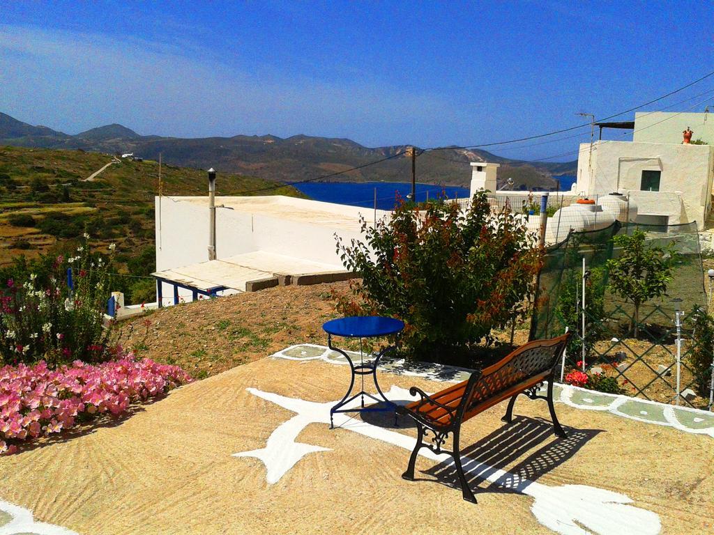 Georgia Rooms Milos Plaka  Exterior photo